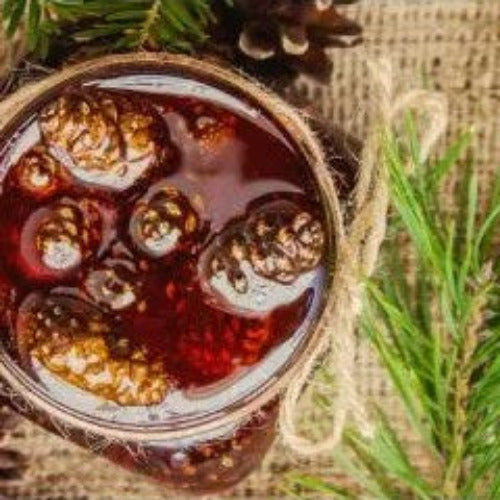 Pinecone & Honey Candle 